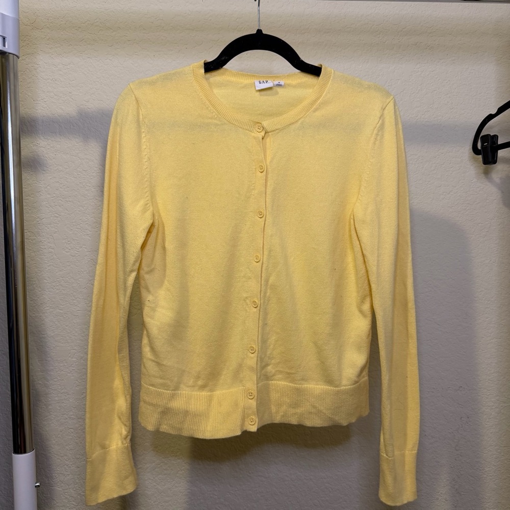 GAP Soft Yellow Women's Cardigan